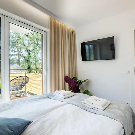 20b Blue Marine Dwie Sypialnie Basen Brodziki Plac Zabaw The Of Przy Plaz Apartment Poddąbie